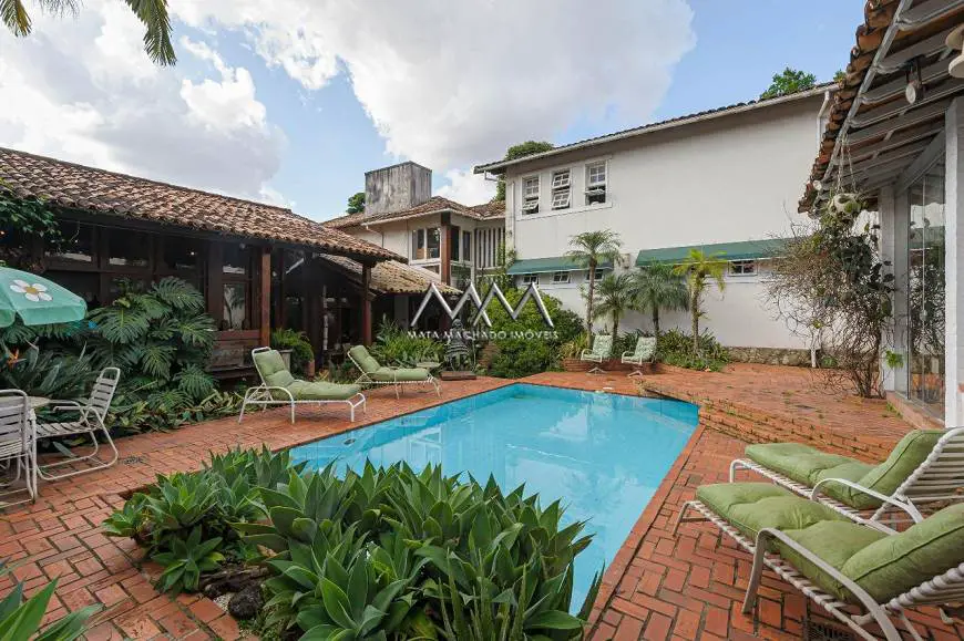 Foto 1 de Casa com 4 Quartos para alugar, 600m² em Belvedere, Belo Horizonte