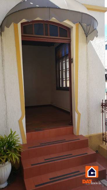 Foto 4 de Casa com 4 Quartos para alugar, 256m² em Centro, Ponta Grossa