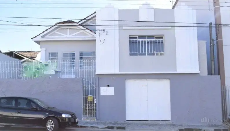Foto 1 de Casa com 5 Quartos para alugar, 170m² em Centro, Ponta Grossa