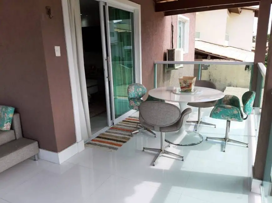 Foto 4 de Casa de Condomínio com 5 Quartos à venda, 400m² em Stella Maris, Salvador