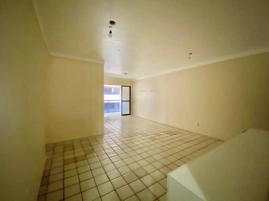 Foto 2 de Apartamento com 3 Quartos à venda, 107m² em Jatiúca, Maceió