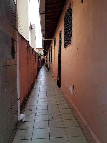 Foto 3 de Casa com 1 Quarto para alugar, 40m² em Joaquim Tavora, Fortaleza