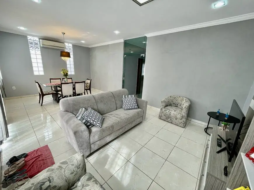 Foto 3 de Casa com 3 Quartos à venda, 150m² em Parque 10, Manaus