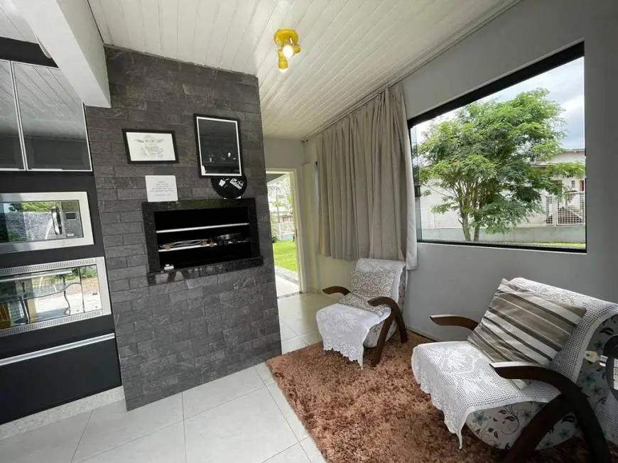 Foto 1 de Casa com 3 Quartos à venda, 214m² em Santa Luzia, Criciúma