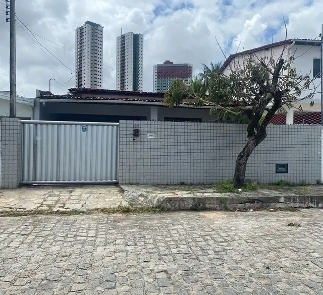 Foto 1 de Casa com 3 Quartos à venda, 250m² em Treze de Maio, João Pessoa