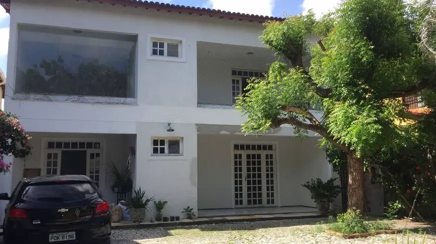 Foto 1 de Casa com 4 Quartos à venda, 240m² em Edson Queiroz, Fortaleza