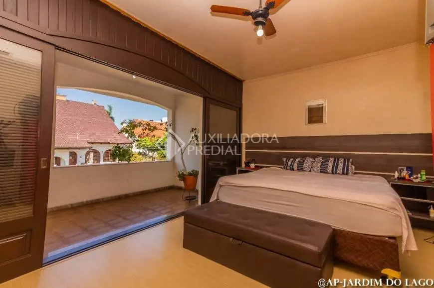 Foto 2 de Casa com 4 Quartos à venda, 410m² em Jardim do Lago, Canoas
