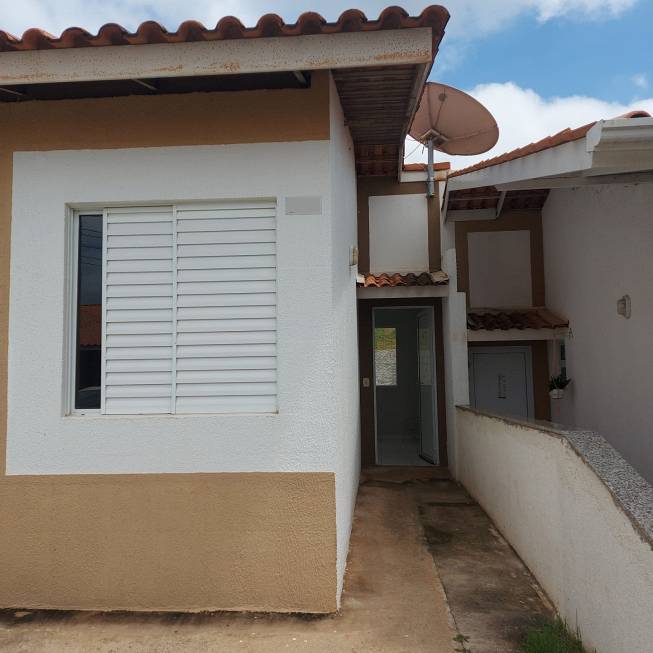 Foto 2 de Casa de Condomínio com 2 Quartos para alugar, 95m² em 23 de Setembro, Várzea Grande