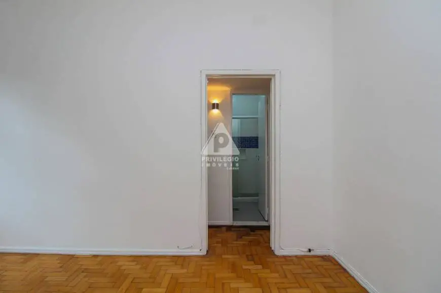 Foto 4 de Apartamento com 1 Quarto para alugar, 54m² em Gávea, Rio de Janeiro