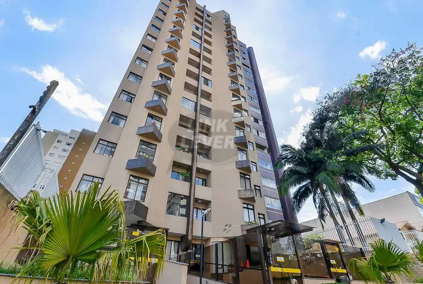 Foto 1 de Apartamento com 2 Quartos à venda, 75m² em Bacacheri, Curitiba