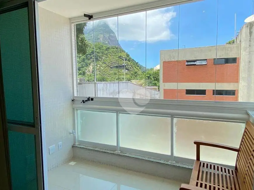 Foto 3 de Apartamento com 3 Quartos à venda, 102m² em Barra da Tijuca, Rio de Janeiro