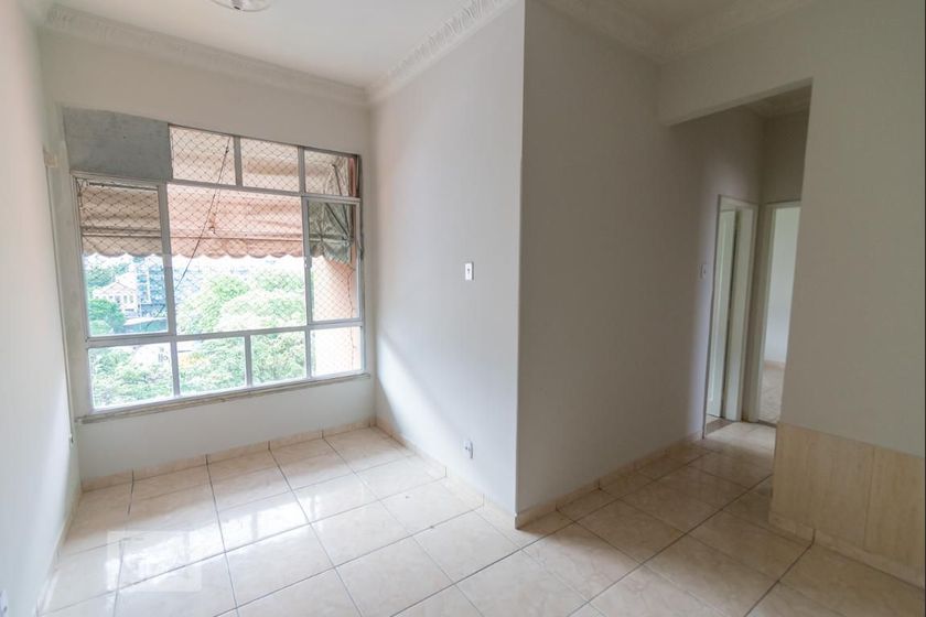 Foto 3 de Apartamento com 3 Quartos para alugar, 86m² em Vila Isabel, Rio de Janeiro