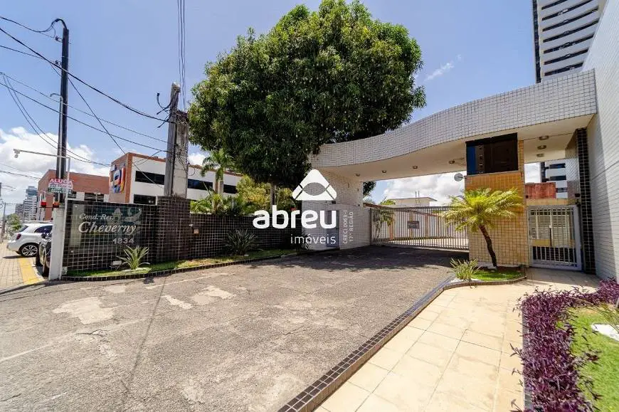 Foto 2 de Apartamento com 4 Quartos para alugar, 119m² em Lagoa Nova, Natal