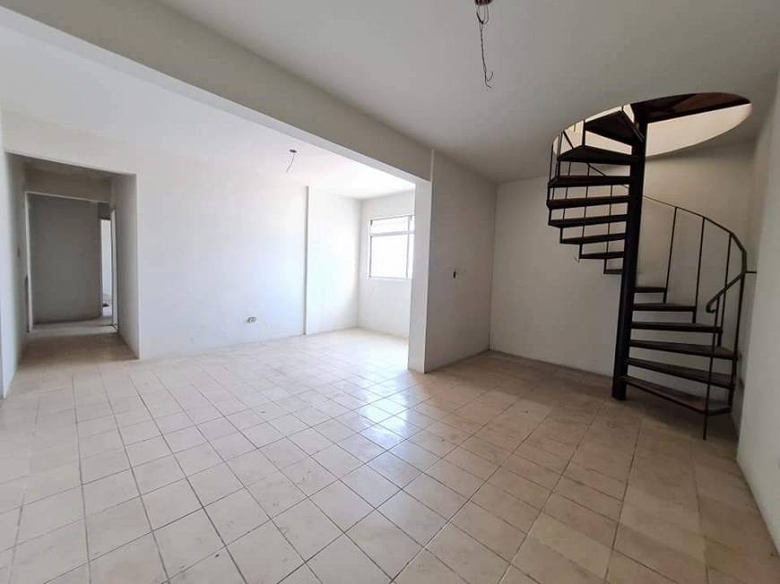 Foto 1 de Apartamento com 5 Quartos à venda, 225m² em Casa Caiada, Olinda
