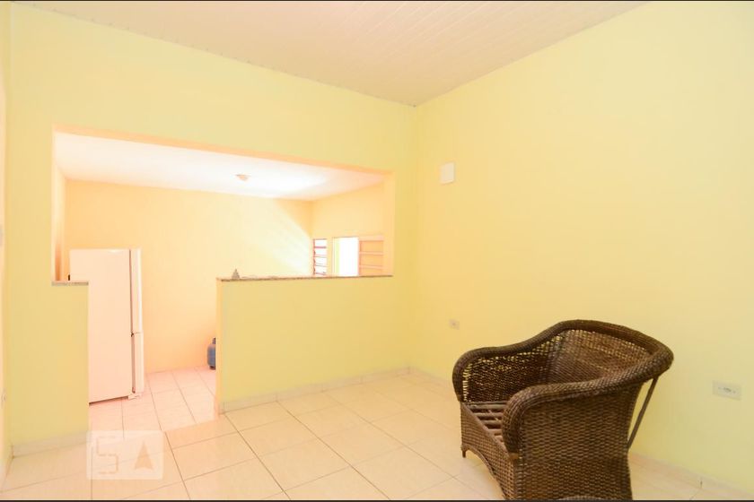 Foto 1 de Casa com 1 Quarto para alugar, 50m² em Vila Augusta, Guarulhos
