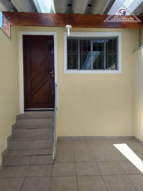 Foto 2 de Casa com 2 Quartos para alugar, 85m² em Vila Guarani, São Paulo