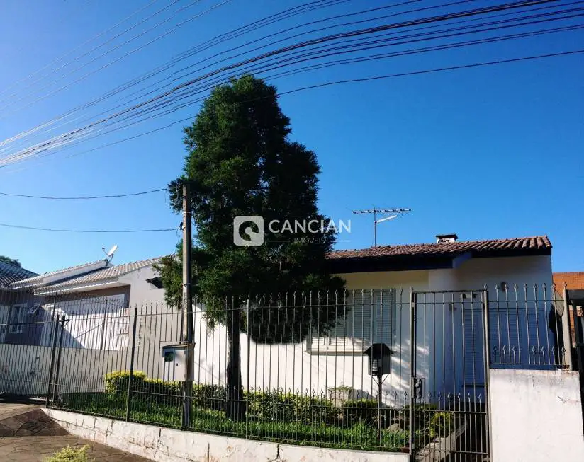 Foto 1 de Casa com 3 Quartos à venda, 200m² em Camobi, Santa Maria