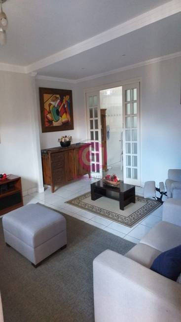 Foto 1 de Casa com 3 Quartos à venda, 192m² em Residencial Tatetuba, São José dos Campos