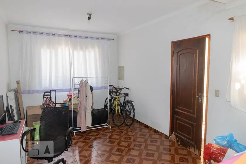 Foto 1 de Casa com 3 Quartos para alugar, 120m² em Vila Miriam, São Paulo