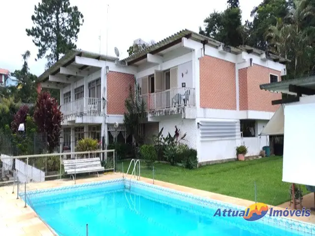 Foto 1 de Casa com 4 Quartos à venda, 430m² em Golfe, Teresópolis