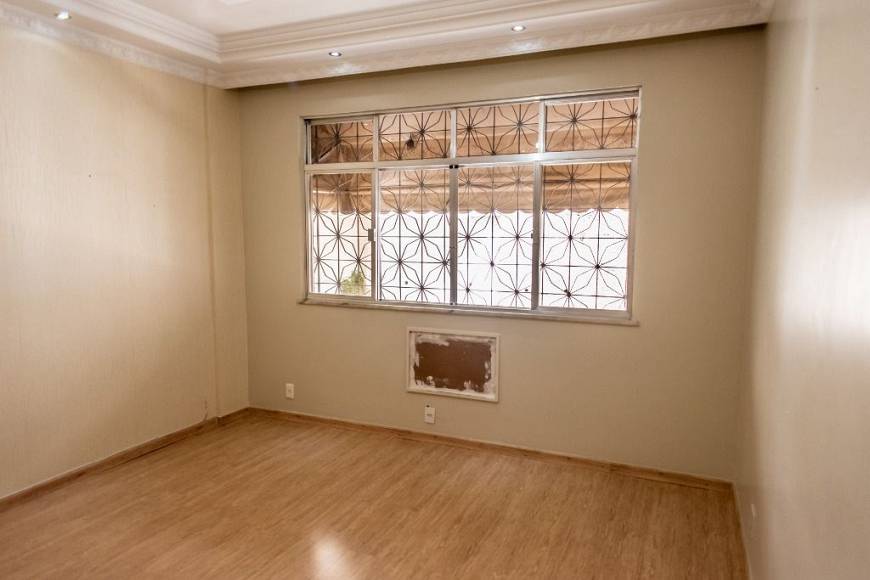 Foto 4 de Apartamento com 2 Quartos à venda, 60m² em  Praia da Bandeira, Rio de Janeiro