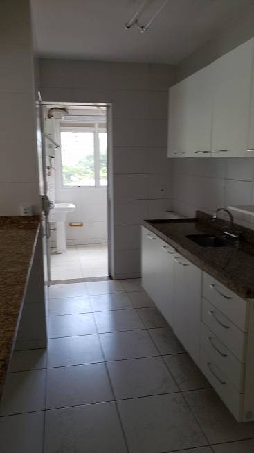 Foto 3 de Apartamento com 2 Quartos para alugar, 85m² em Real Parque, São Paulo