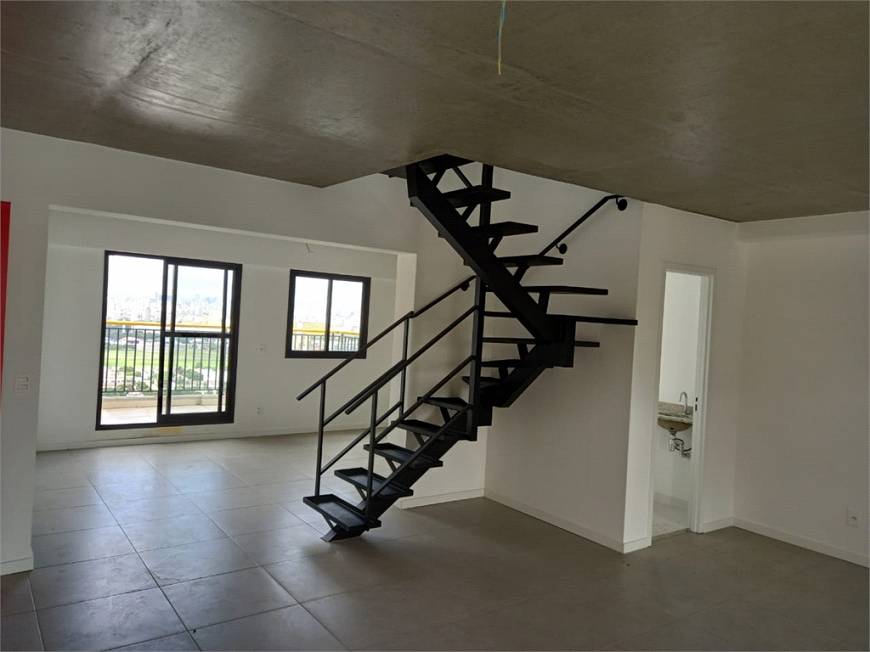 Foto 1 de Apartamento com 2 Quartos para alugar, 140m² em Santana, São Paulo