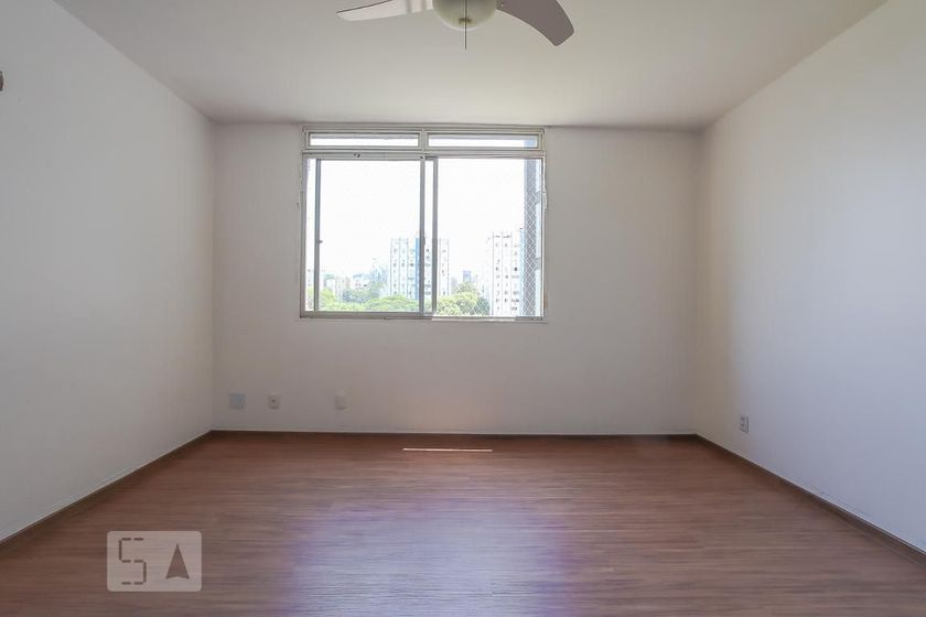 Foto 2 de Apartamento com 3 Quartos para alugar, 106m² em Boa Vista, Porto Alegre