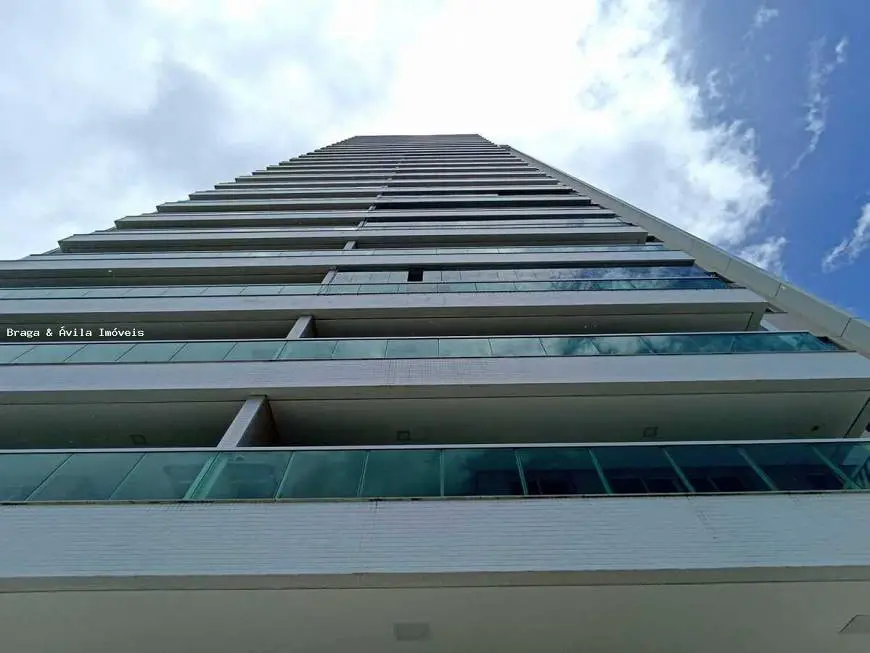 Foto 1 de Apartamento com 3 Quartos para alugar, 126m² em Pituba, Salvador