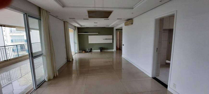 Foto 3 de Apartamento com 4 Quartos para alugar, 230m² em Brooklin, São Paulo