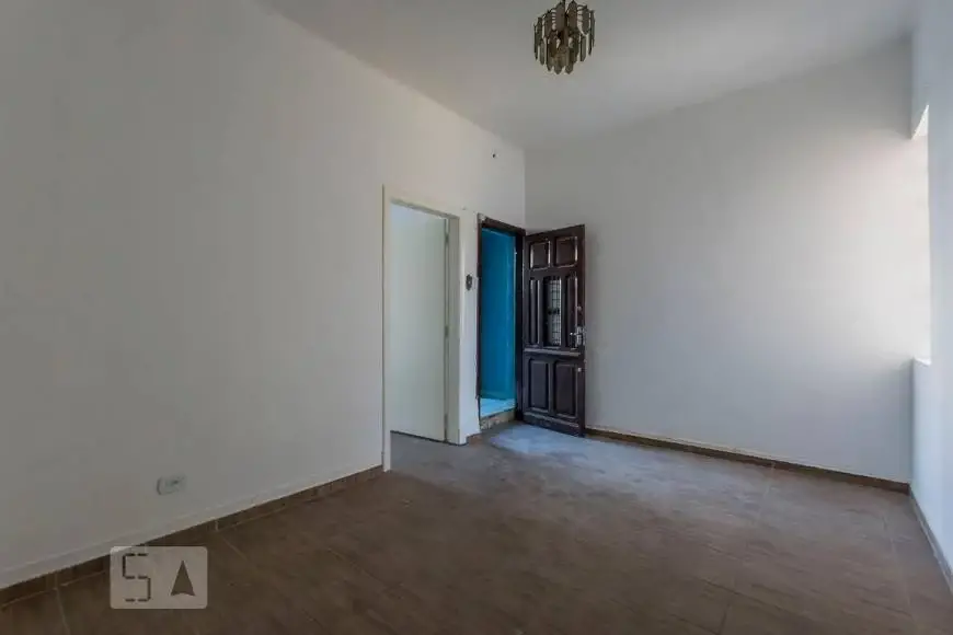 Foto 1 de Casa com 2 Quartos para alugar, 80m² em Cambuci, São Paulo