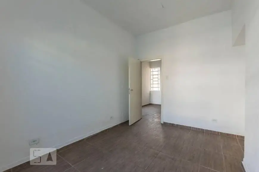 Foto 4 de Casa com 2 Quartos para alugar, 80m² em Cambuci, São Paulo