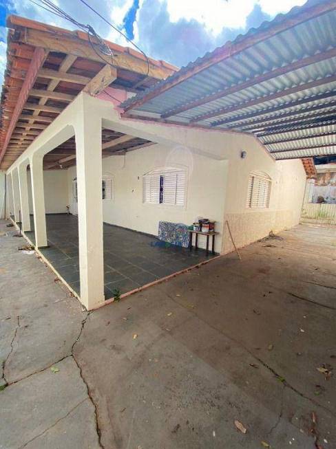 Foto 1 de Casa com 3 Quartos à venda, 150m² em CPA II, Cuiabá