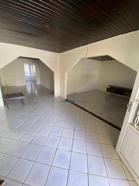 Foto 2 de Casa com 3 Quartos à venda, 150m² em CPA II, Cuiabá