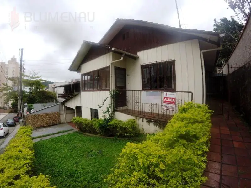 Foto 1 de Casa com 3 Quartos para alugar, 200m² em Vila Nova, Blumenau