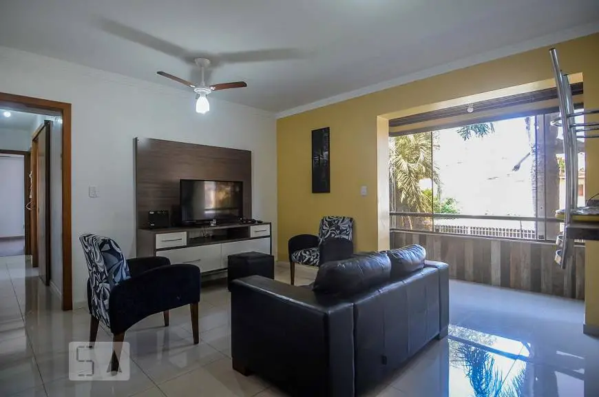 Foto 2 de Apartamento com 2 Quartos para alugar, 64m² em Menino Deus, Porto Alegre