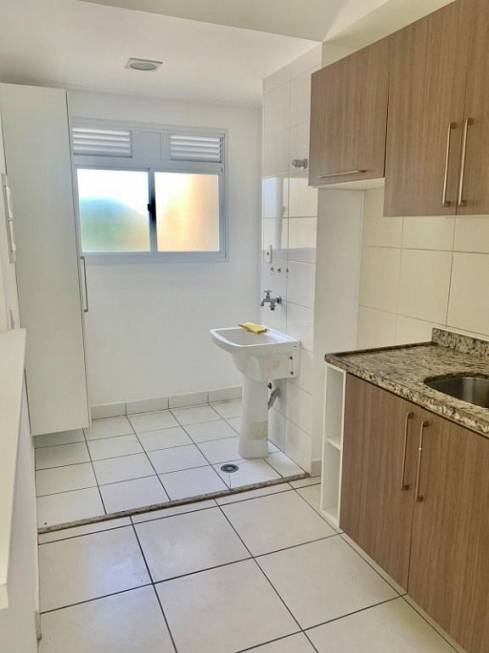 Foto 3 de Apartamento com 3 Quartos para alugar, 72m² em Neópolis, Natal