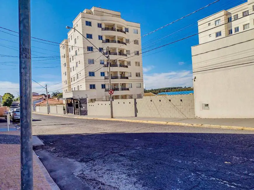 Foto 1 de Apartamento com 3 Quartos à venda, 64m² em Vila Santa Cecilia, Agudos