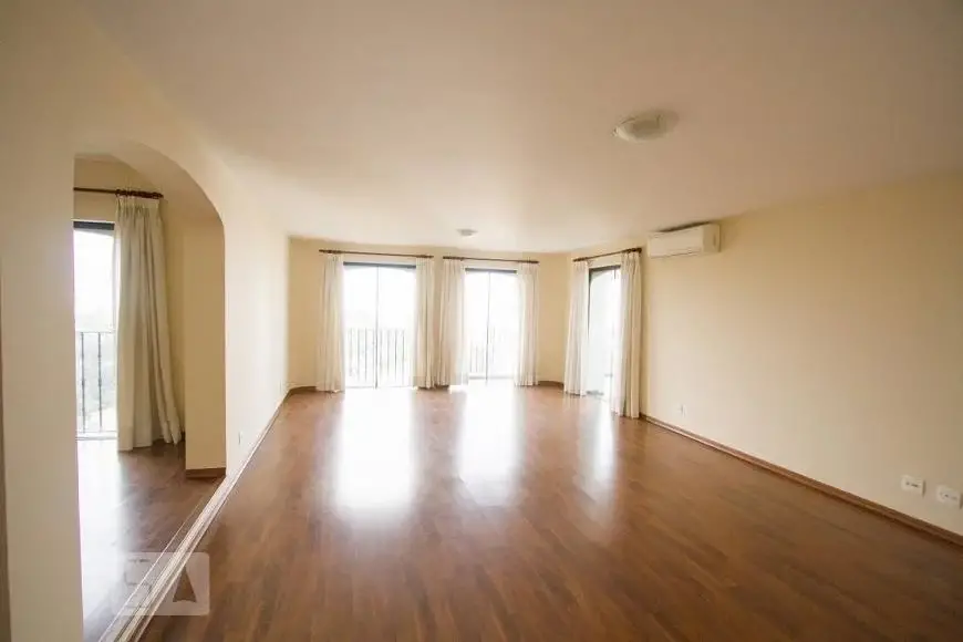 Foto 1 de Apartamento com 4 Quartos para alugar, 280m² em Jardim Marajoara, São Paulo