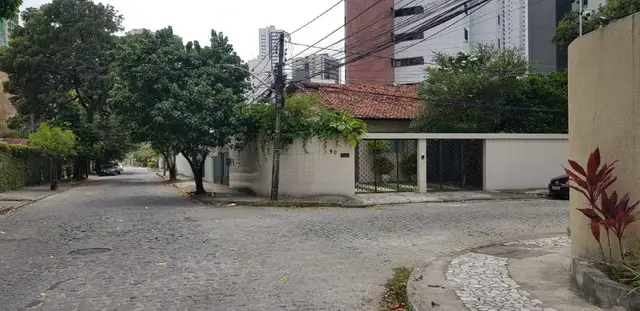 Foto 1 de Apartamento com 4 Quartos à venda, 450m² em Poço, Recife