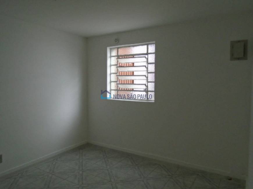 Foto 1 de Casa com 2 Quartos para alugar, 40m² em Vila Gumercindo, São Paulo