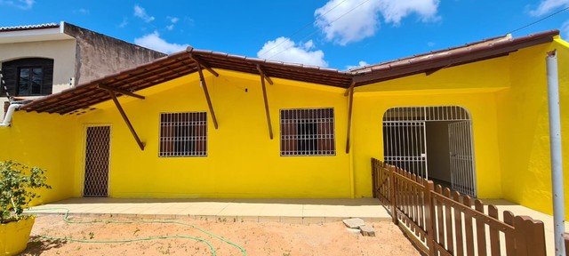 Foto 3 de Casa com 3 Quartos para alugar, 300m² em Pitimbu, Natal