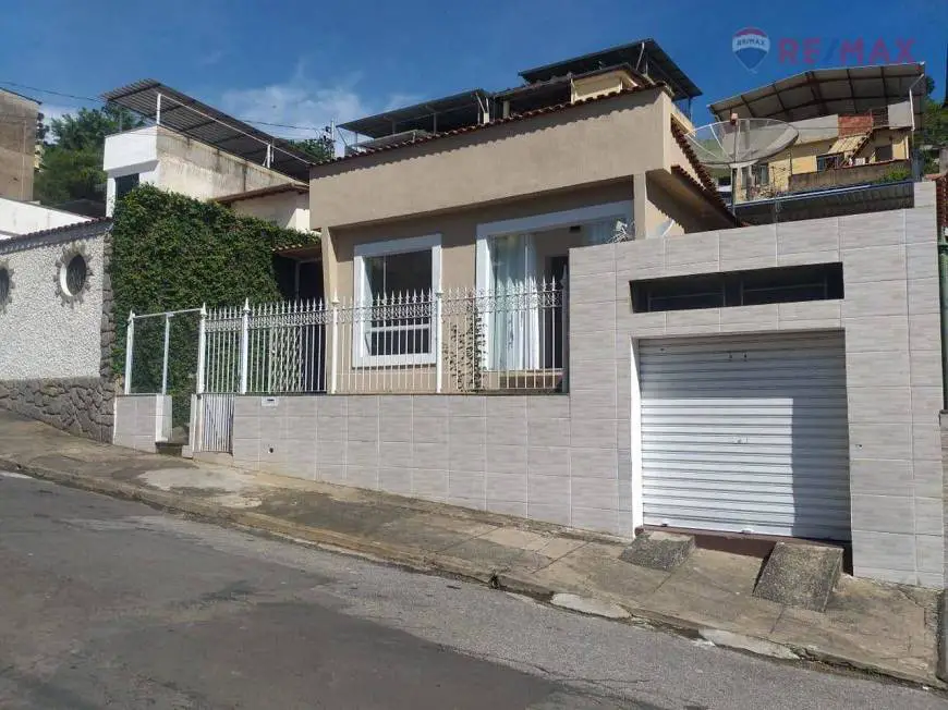 Foto 3 de Casa com 3 Quartos à venda, 105m² em Santa Luzia, Juiz de Fora