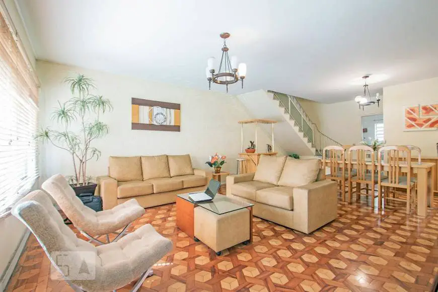 Foto 1 de Casa com 3 Quartos para alugar, 220m² em Santo Amaro, São Paulo