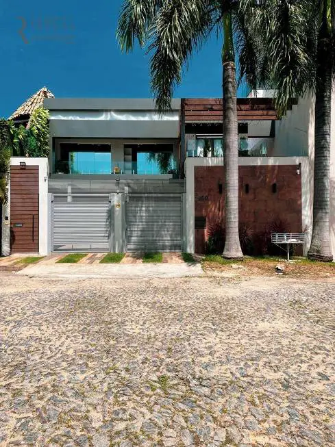 Foto 1 de Casa com 6 Quartos à venda, 490m² em Bom Pastor, Divinópolis