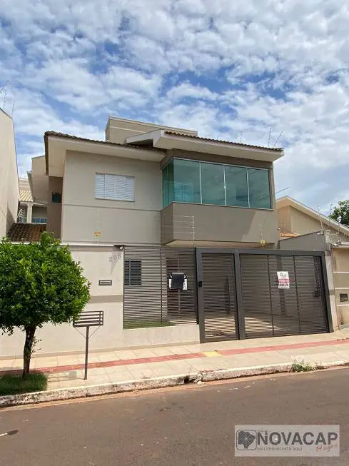 Foto 1 de Sobrado com 2 Quartos à venda, 166m² em Vila Vilas Boas, Campo Grande
