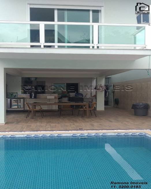 Foto 1 de Sobrado com 4 Quartos à venda, 248m² em Vila Osasco, Osasco