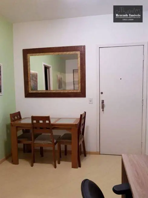 Foto 4 de Apartamento com 1 Quarto à venda, 49m² em Cristo Rei, Curitiba