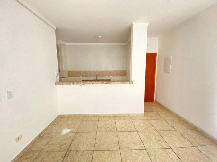 Foto 2 de Apartamento com 3 Quartos para alugar, 80m² em Praia das Toninhas, Ubatuba