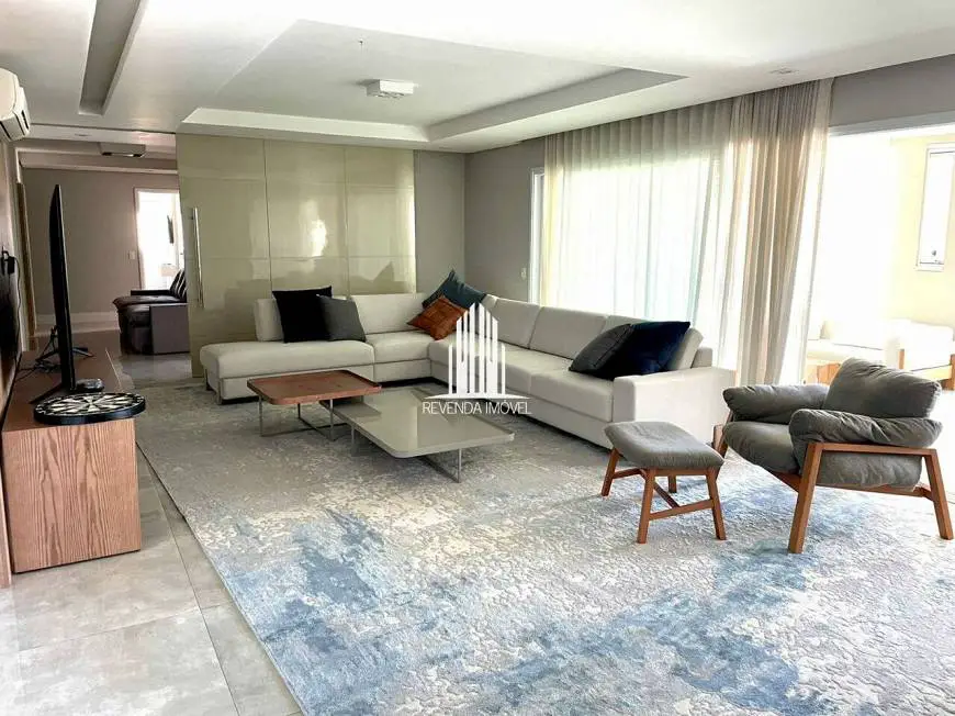 Foto 1 de Apartamento com 4 Quartos para alugar, 282m² em Água Branca, São Paulo